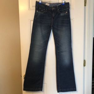EUC Gap long and lean jeans. Size 4